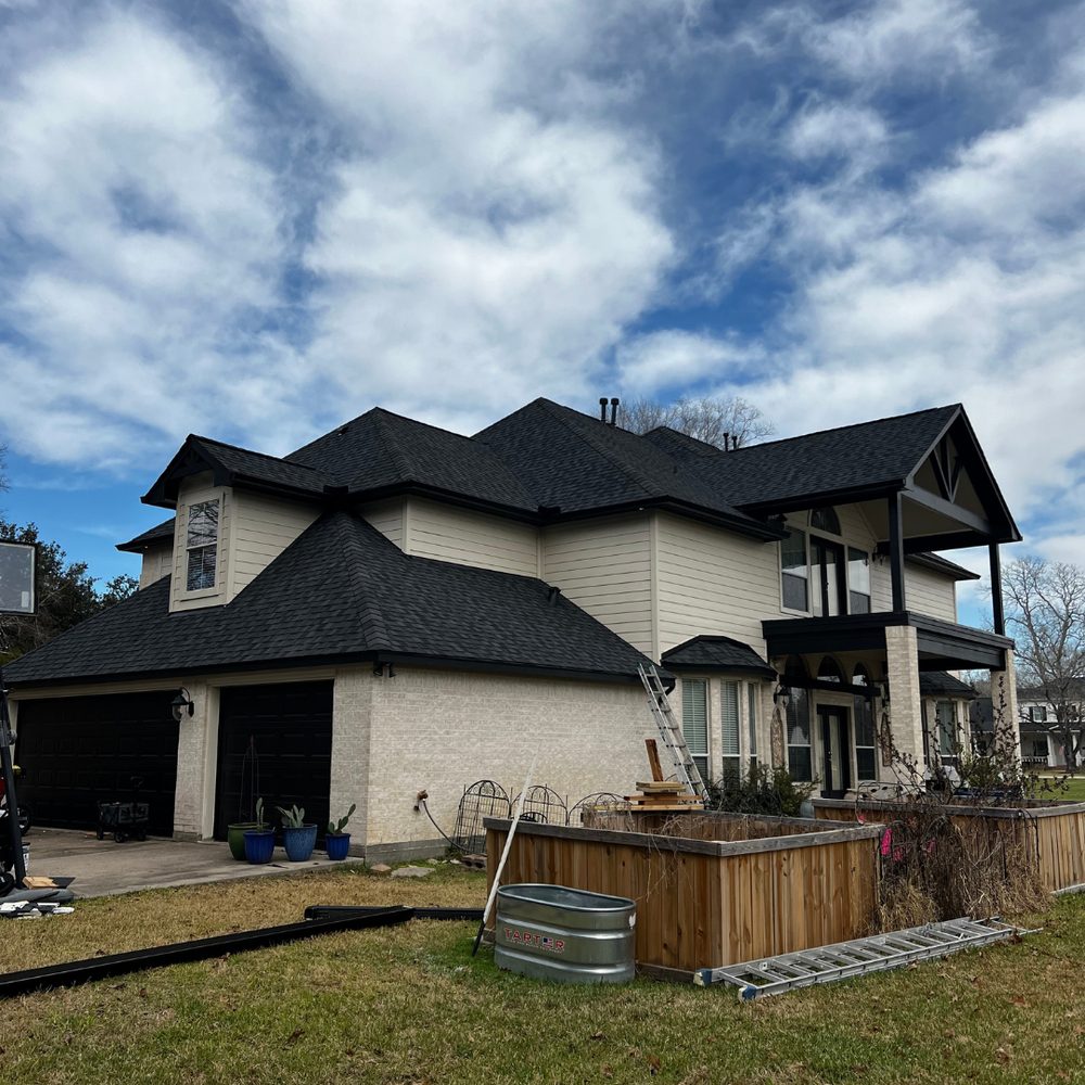 Slide of Stronghold Restoration and Roofing