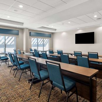 Hampton Inn & Suites Phoenix/Gilbert - Meeting Room - Hotels Near Me - Gilbert, Arizona Hampton Inn & Suites Phoenix/Gilbert - Meeting Room - Hotels Near Me - Gilbert, Arizona