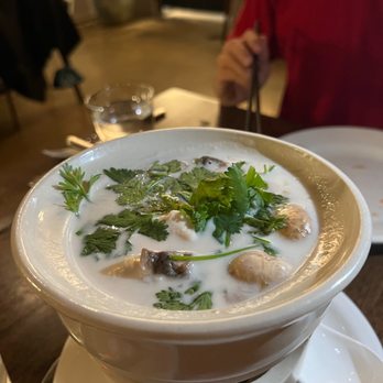La ong - Tom kha kai soup - Thai Near Me - Beverly Hills, California La ong - Tom kha kai soup - Thai Near Me - Beverly Hills, California