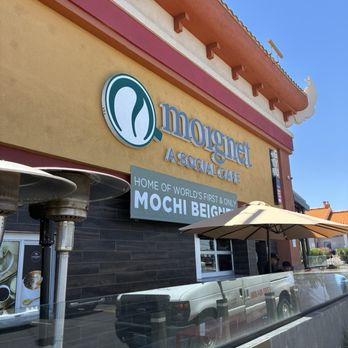 Moignet  A Social Cafe - Outside - Bakeries Near Me - Las Vegas, Nevada