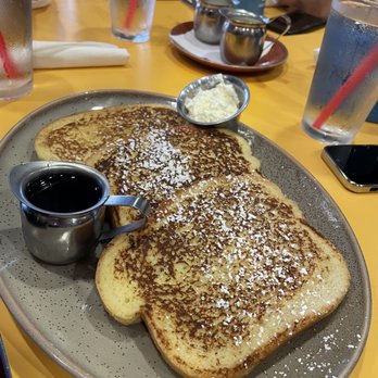 Early Bird Shadow Lake - OG French Toast - Breakfast & Brunch Near Me - Papillion, Nebraska Early Bird Shadow Lake - OG French Toast - Breakfast & Brunch Near Me - Papillion, Nebraska