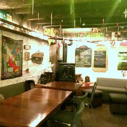 The Mono Cliffs Inn - Interior seating