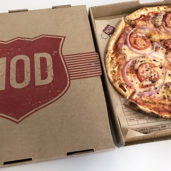 MOD Pizza - First time here at Mod pizza and I love how you create your own pizza. Tons of toppings to choose from and service is spot on . - Fast Food Near Me - Severna Park, Maryland