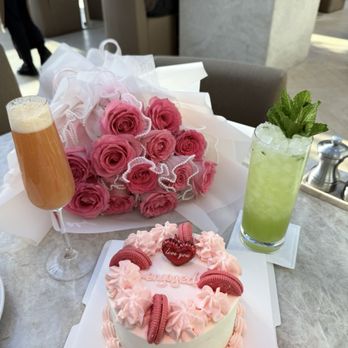 CC Cake - just the prefect size!! - Desserts Near Me - Arcadia, California