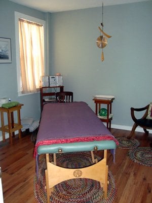Cloudninenh Massage Therapy Logo