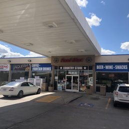 Exterior photo of Exxon - Hillsboro, Texas Exterior photo of Exxon - Hillsboro, Texas