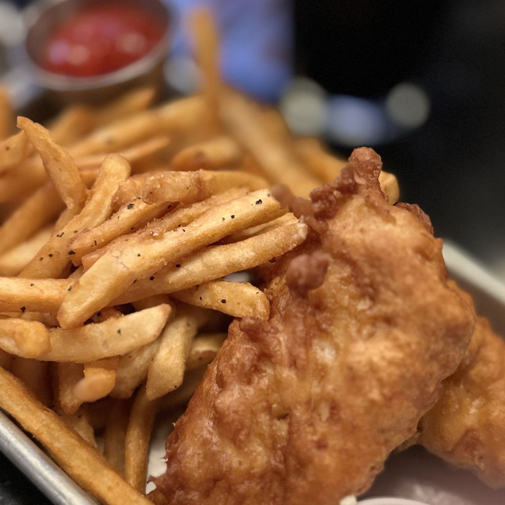 Quinn's Neighbourhood Pub and Eatery