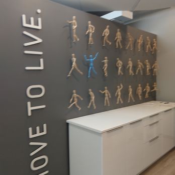MVMT Physical Therapy - Reception area - Sports Medicine Near Me - New York, New York MVMT Physical Therapy - Reception area - Sports Medicine Near Me - New York, New York