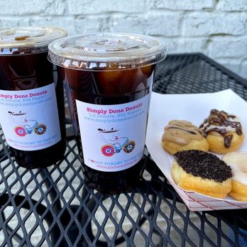 Simply Done Donuts - Cold brew and 4 donuts. - Food Trucks Near Me - Dunwoody, Georgia Simply Done Donuts - Cold brew and 4 donuts. - Food Trucks Near Me - Dunwoody, Georgia