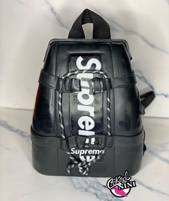 Sweet Corner Cakes by null