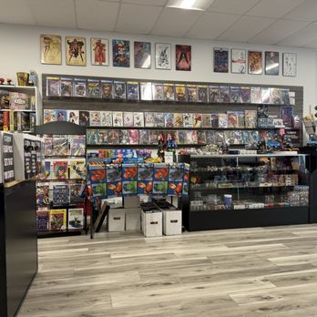 Flashpoint Comics And Games - Signed and graded comics/TCG Packs/Accessories/Minfigs - Bookstores Near Me - Winter Springs, Florida Flashpoint Comics And Games - Signed and graded comics/TCG Packs/Accessories/Minfigs - Bookstores Near Me - Winter Springs, Florida