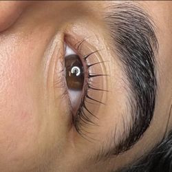 Bat Your Lashes - Lash lift