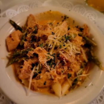 Owen Brennan's - Voodoo chicken pasta - Cajun/Creole Near Me - Memphis, Tennessee Owen Brennan's - Voodoo chicken pasta - Cajun/Creole Near Me - Memphis, Tennessee