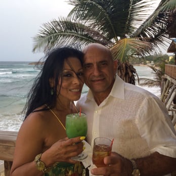 Ocean Front Restaurant - Oceanfront view was breathtaking - Seafood Near Me - Isabela, Puerto Rico