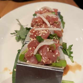 Caroline - Ahi tuna poke tacos - Bakeries Near Me - Austin, Texas