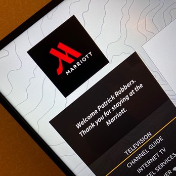 Milwaukee Marriott West - Hotels Near Me - Waukesha, Wisconsin
