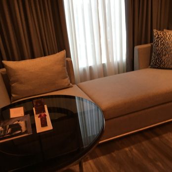 Clark Marriott Hotel - Comfy sofa to relax or entertain a meeting in your room. - Hotels Near Me - Mabalacat, PAM