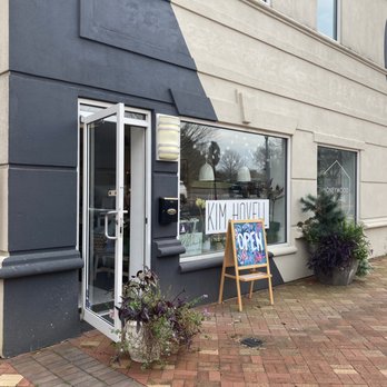 Kim Hovell - Location on West Street across from the Westin - Art Galleries Near Me - Annapolis, Maryland Kim Hovell - Location on West Street across from the Westin - Art Galleries Near Me - Annapolis, Maryland