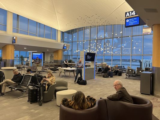Gerald R. Ford International Airport by null