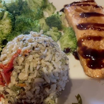 la Madeleine - Balsamic-glazed Salmon - Bakeries Near Me - Arlington, Texas la Madeleine - Balsamic-glazed Salmon - Bakeries Near Me - Arlington, Texas