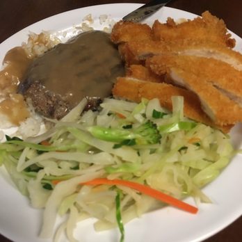 Aloha Grill - Chicken and beef patty combo. We got veggies instead of the Mac salad, it was good but being healthy isn't worth missing out! - Hawaiian Near Me - Renton, Washington