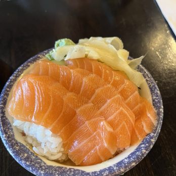 Koi Sushi - Small salmon don - Sushi Bars Near Me - Vancouver, British Columbia Koi Sushi - Small salmon don - Sushi Bars Near Me - Vancouver, British Columbia