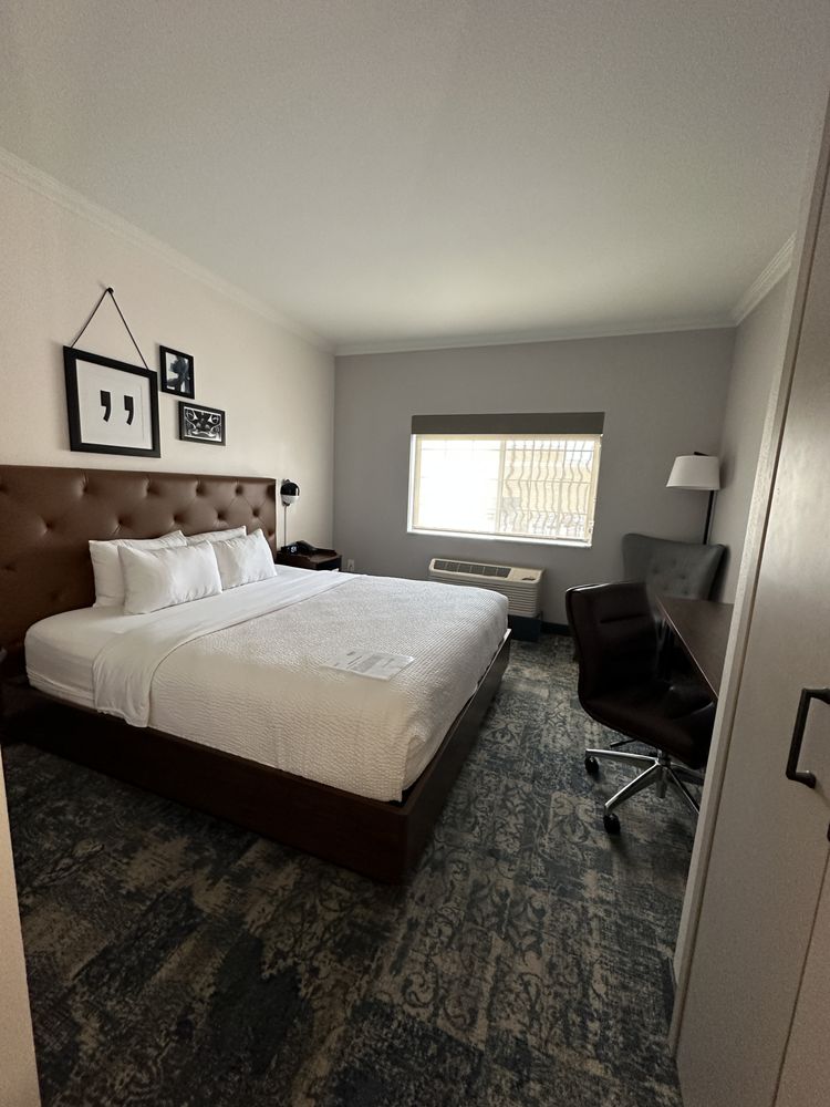 Four Points by Sheraton Anchorage Downtown