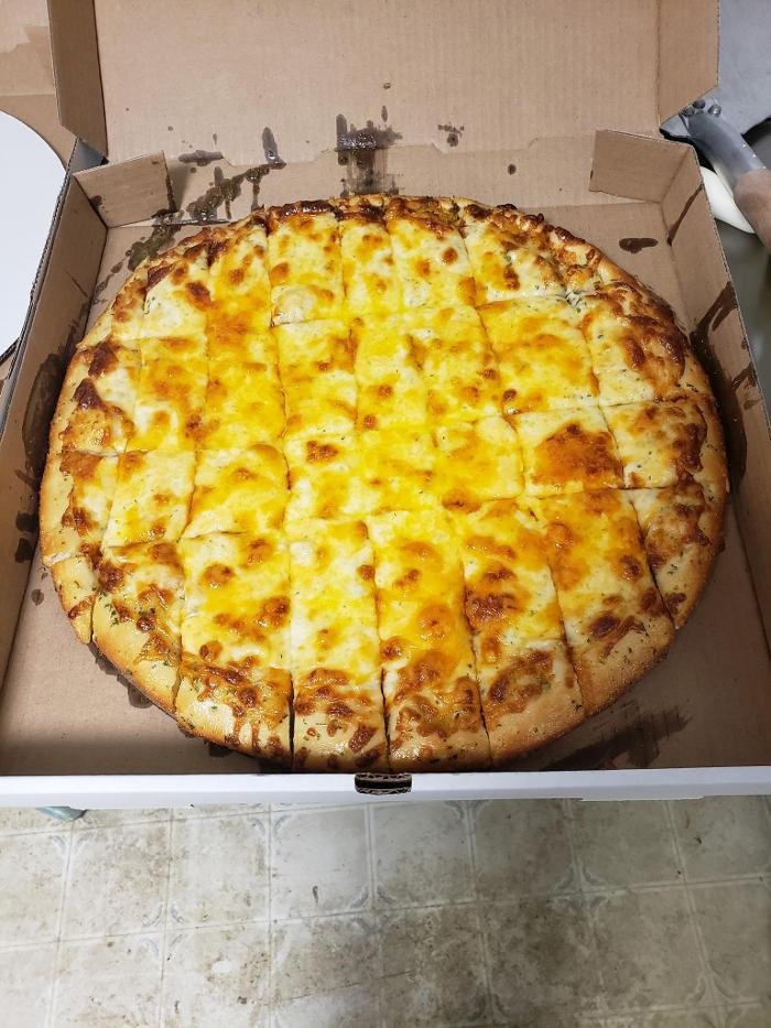 Autumn's Inn Pizza Logo