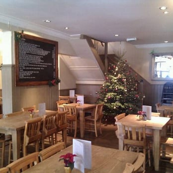 The Anglers - Inside at Christmas. - Pubs Near Me - Walton On Thames, SRY The Anglers - Inside at Christmas. - Pubs Near Me - Walton On Thames, SRY