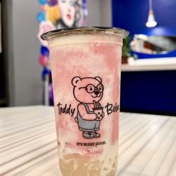 Teddy Boba - Strawberry Yogurt Smoothie with Cheesy and Lychee jelly