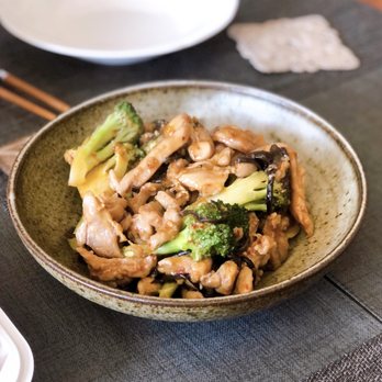 Jade China - Garlic Chicken - Chinese Near Me - San Jose, California