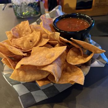 Mucho Gusto - Chips and Salsa - Mexican Near Me - Towson, Maryland