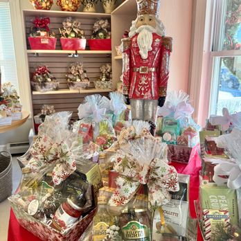 Gift Baskets Galore - Our festive showroom at Christmas - Gift Shops Near Me - Waterbury, Connecticut Gift Baskets Galore - Our festive showroom at Christmas - Gift Shops Near Me - Waterbury, Connecticut