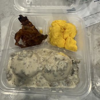 Sadona Farms - Biscuit and gravy, eggs and bacon - Farmers Market Near Me - Scottsburg, Indiana Sadona Farms - Biscuit and gravy, eggs and bacon - Farmers Market Near Me - Scottsburg, Indiana