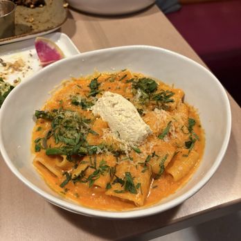 Lulu Green - Pasta Alla Vodka - Vegan Near Me - Boston, Massachusetts Lulu Green - Pasta Alla Vodka - Vegan Near Me - Boston, Massachusetts
