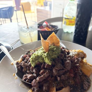 La Marea - Steak nachos. Not Mexico's best, but they are good. - Seafood Near Me - San José del Cabo, BCS