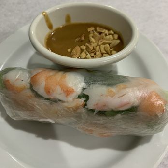 Pho Thang Cafe - Summer A2. Two Rolls Goi Cuon Fresh Garden Rolls - Vietnamese Near Me - Cleveland, Ohio