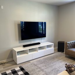 TV mounted in record time TV mounted in record time