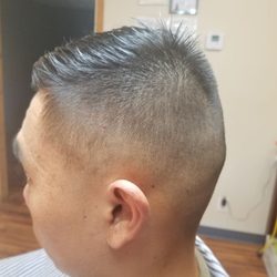 Premiere Cuts Barbershop And Salon