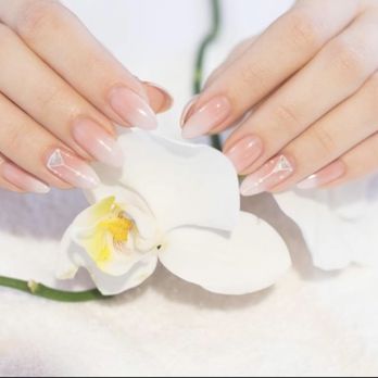 1. Pure Organic Nail Salon