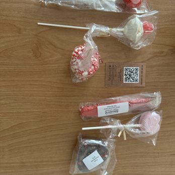 Brown's Handcrafted Confections - Variety of gourmet candy lollipops - Desserts Near Me - Runnemede, New Jersey