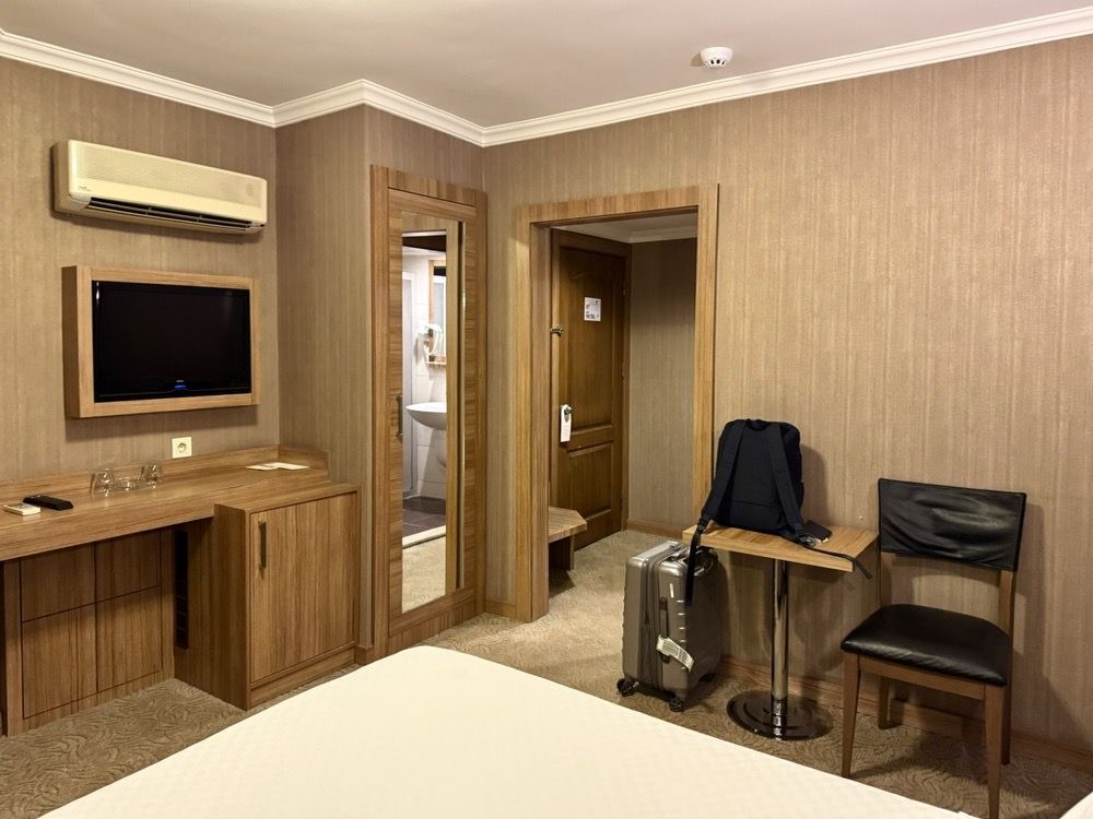 Hotel Antroyal