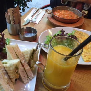 Muhit Cafe - Menemen, sandwiches, and omelette (and fresh OJ!) - Cafes Near Me - Istanbul, 34 Muhit Cafe - Menemen, sandwiches, and omelette (and fresh OJ!) - Cafes Near Me - Istanbul, 34
