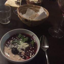 Den Rustikke - Dessert. Jeg fik panna cotta med blåbær, noget kompot og hvid chokolade. Så lækkert Min kæreste fik rabarberkompot med vanilleis.