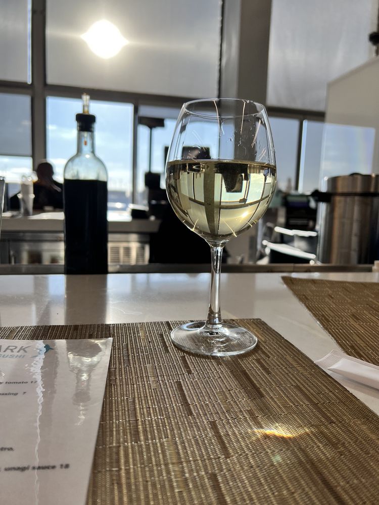 Wicker Park Seafood & Sushi Bar