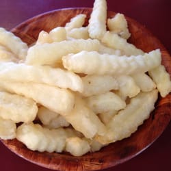 Sam's Cafe Geelong - Crinkle cut chips with vinegar
