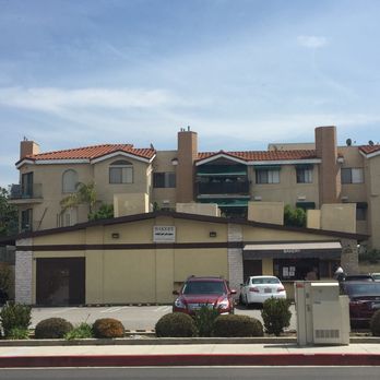 Brick and Flour - The bakery where they get their flour products is LITERALLY across the street. - Mexican Near Me - Glendale, California