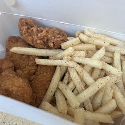 Potato Corner - Chicken tenders and fries with sour cream and onion seasoning