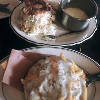 Jacob's Pickles - Southern B. L. T and Buffalo chicken Mac and cheese - Comfort Food Near Me - New York, New York Jacob's Pickles - Southern B. L. T and Buffalo chicken Mac and cheese - Comfort Food Near Me - New York, New York
