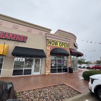 Moe’s Country Kitchen - Outside - Breakfast & Brunch Near Me - Fort Worth, Texas Moe’s Country Kitchen - Outside - Breakfast & Brunch Near Me - Fort Worth, Texas